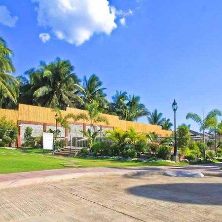 La Suena Brisa Beach Resort And Events Place Batangas Ngoại thất bức ảnh