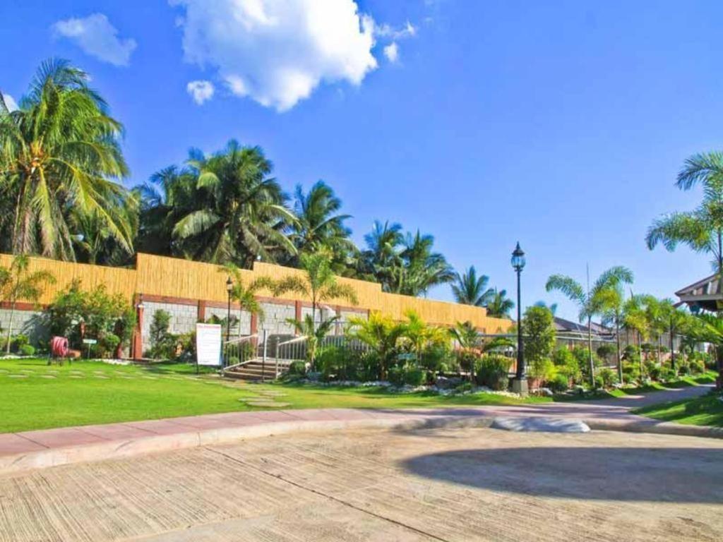 La Suena Brisa Beach Resort And Events Place Batangas Ngoại thất bức ảnh